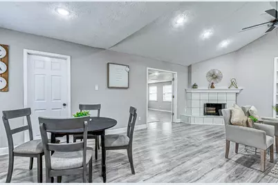 8707 Collingsdale Road, La Porte, TX 77571 - Photo 18