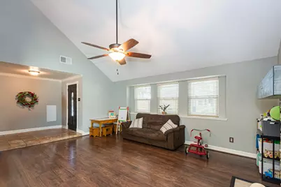 15438 Woodhorn Drive, Houston, TX 77062 - Photo 4