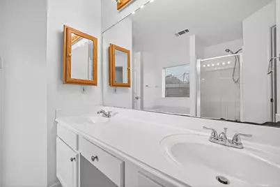10027 Encino Cove Court, Houston, TX 77064 - Photo 32