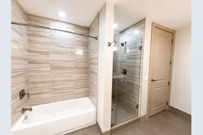 9787 Katy Freeway #1208, Houston, TX 77024 - Photo 10