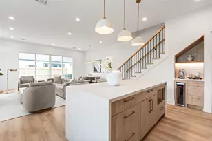 214 E 32nd St, Houston, TX 77018 - Photo 12