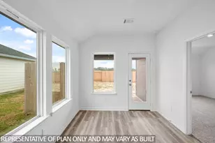 10630 Knox Lndg Dr, Bryan, TX 77845 - Photo 6