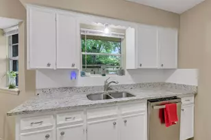 9015 Langfield Rd, Houston, TX 77040 - Photo 8