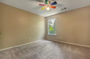 7 Newberry Trail Ct, The Woodlands, TX 77382 - Photo 28