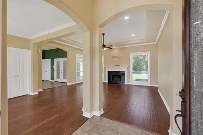 110 Regal Lane, Liberty, TX 77575 - Photo 4