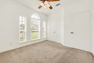 110 Regal Ln, Liberty, TX 77575 - Photo 16