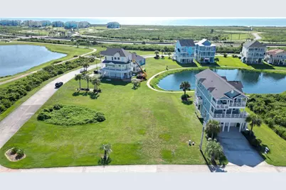 26707 Bay Water Drive, Galveston, TX 77554 - Photo 4