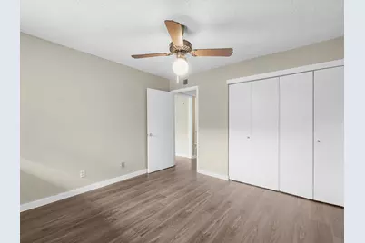 5634 Birchmont Drive #22, Houston, TX 77091 - Photo 8