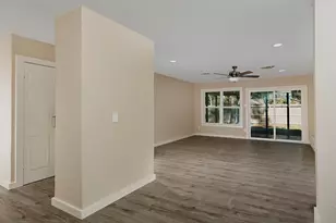 1002 E Red Cedar Cir, The Woodlands, TX 77380 - Photo 6