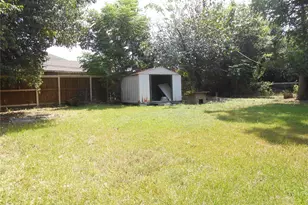 14503 Alrover St, Houston, TX 77045 - Photo 12
