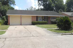 14503 Alrover St, Houston, TX 77045 - Photo 2