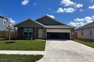 2512 Old Glory Ln, Bay City, TX 77414 - Photo 2