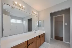 9926 Myrtle Field Ln, Houston, TX 77044 - Photo 28