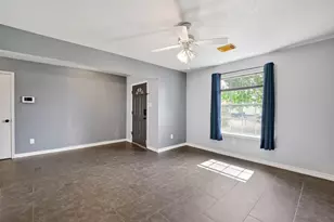 10819 Cayman Mist Dr, Houston, TX 77075 - Photo 10