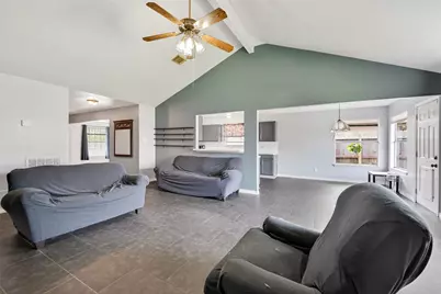 10819 Cayman Mist Drive, Houston, TX 77075 - Photo 22
