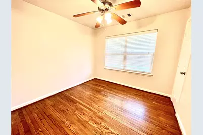 6829 Hazen Street, Houston, TX 77074 - Photo 6