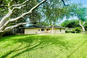 6829 Hazen St, Houston, TX 77074 - Photo 16