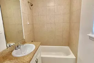 6829 Hazen St, Houston, TX 77074 - Photo 10