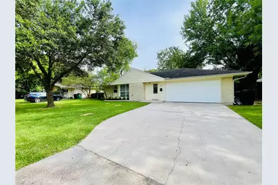 6829 Hazen Street, Houston, TX 77074 - Photo 1