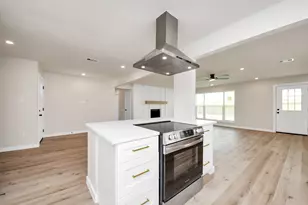 6815 Rockergate Dr, Houston, TX 77489 - Photo 8
