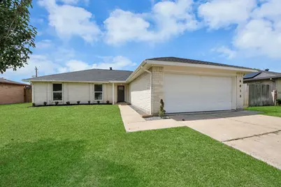 6815 Rockergate Drive, Houston, TX 77489 - Photo 1