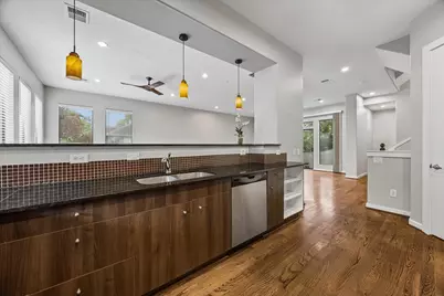 3717 Stanford Street #C, Houston, TX 77006 - Photo 14