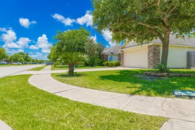 9514 Amberjack Drive, Texas City, TX 77591 - Photo 10