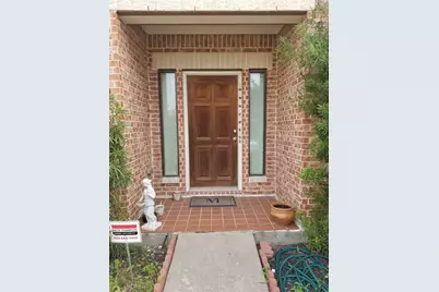 3709 Main Plaza Drive, Houston, TX 77025 - Photo 2