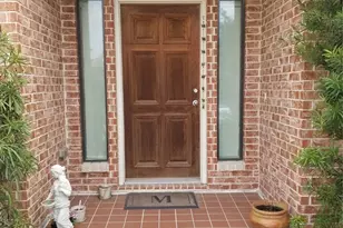3709 Main Plaza Dr, Houston, TX 77025 - Photo 2