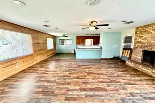 2691 Fm 1862, Blessing, TX 77465 - Photo 6