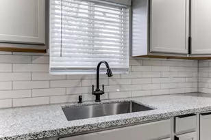 8225 Carolwood Dr, Houston, TX 77028 - Photo 12