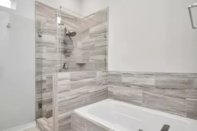 619 Thornton Oaks Lane, Houston, TX 77018 - Photo 24