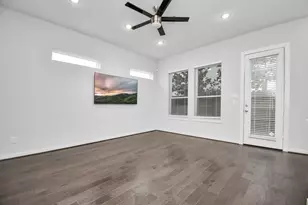 619 Thornton Oaks Ln, Houston, TX 77018 - Photo 8