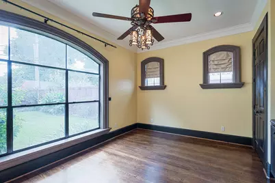 4601 Birch Street, Bellaire, TX 77401 - Photo 24