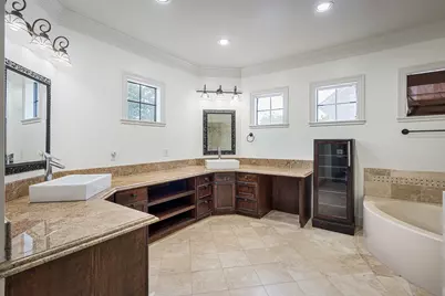 4601 Birch Street, Bellaire, TX 77401 - Photo 40