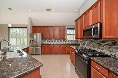 146 Rocky Point Drive, Spring, TX 77389 - Photo 10