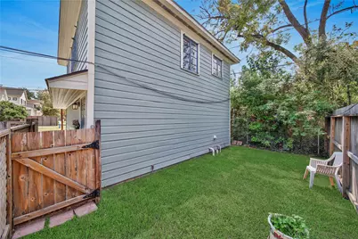 216 1/2 Munford Street, Houston, TX 77008 - Photo 4