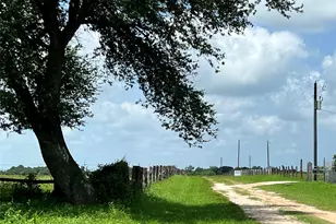 20573 Fontenot Ln, Hempstead, TX 77445 - Photo 1