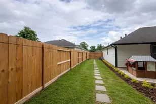 16393 Danika Oak Dr, Conroe, TX 77306 - Photo 8