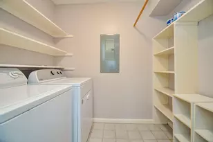 5864 Doliver Dr, Houston, TX 77057 - Photo 16