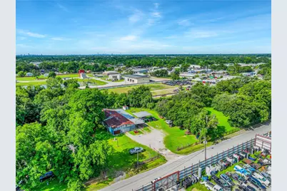 132 Hambrick Road, Houston, TX 77060 - Photo 2