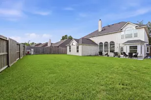14002 Hollow Canyon Ln, Rosharon, TX 77583 - Photo 26