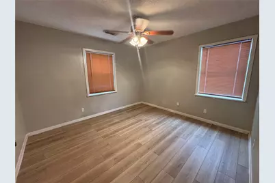 5501 Menard Avenue, Galveston, TX 77551 - Photo 6