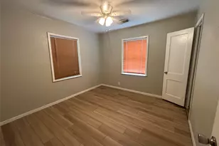 5501 Menard Ave, Galveston, TX 77551 - Photo 8