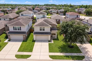16510 Mandate Dr, Houston, TX 77049 - Photo 2