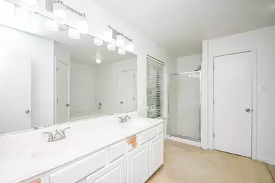 16035 Timber Chase Drive, Houston, TX 77082 - Photo 14