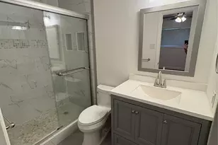 9006 Winding River Dr, Houston, TX 77088 - Photo 24