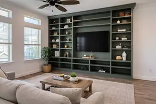 1109 Beasley Hills Ln, Houston, TX 77008 - Photo 1