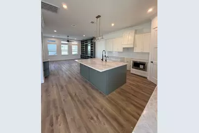1109 Beasley Hills Lane, Houston, TX 77008 - Photo 14