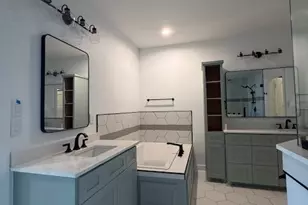 1109 Beasley Hills Ln, Houston, TX 77008 - Photo 8